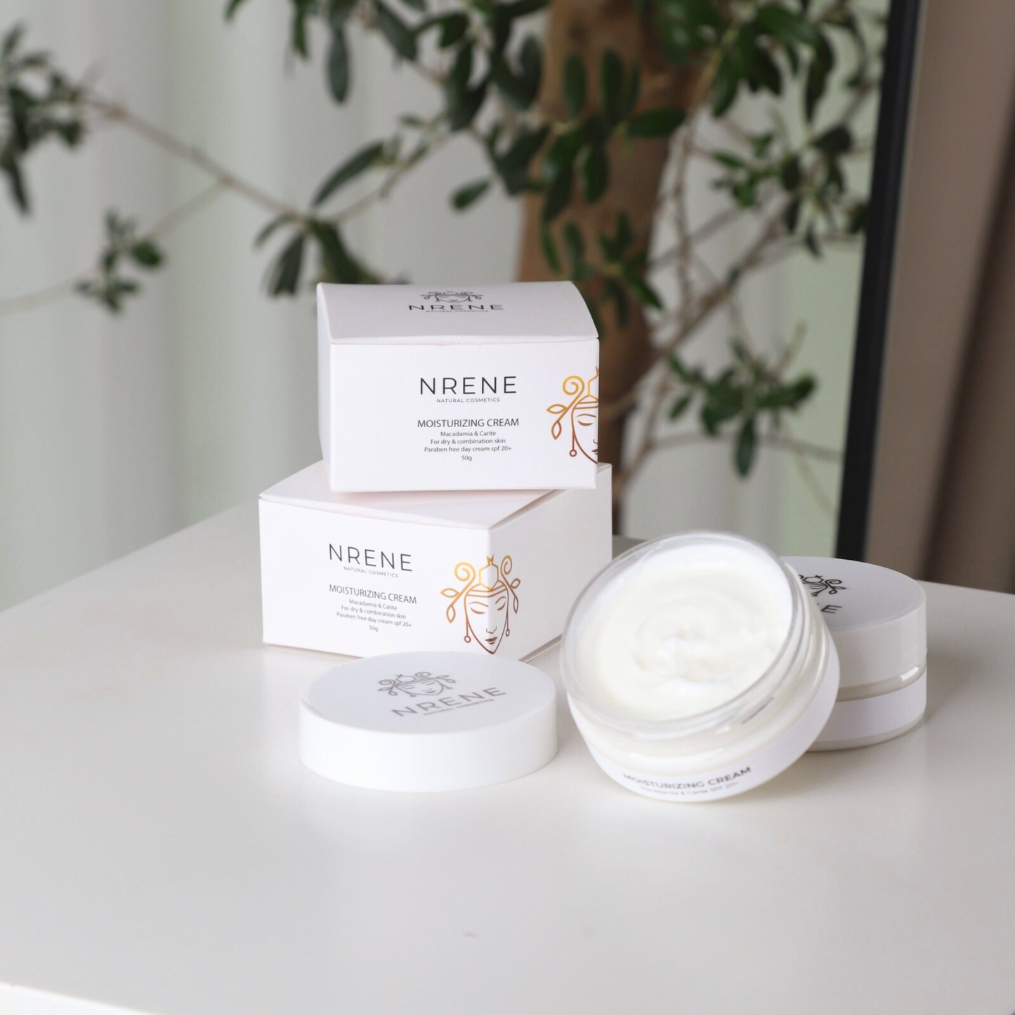 Moisturizing Day Cream Macadamia & Karité SPF 20+