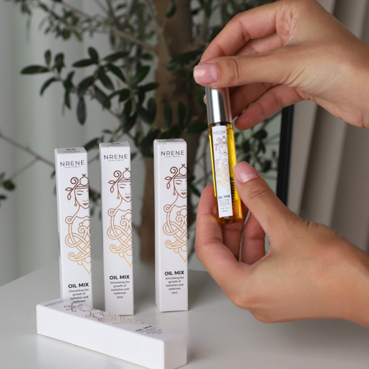 Oil Complex for Eyelash and Eyebrow Growth